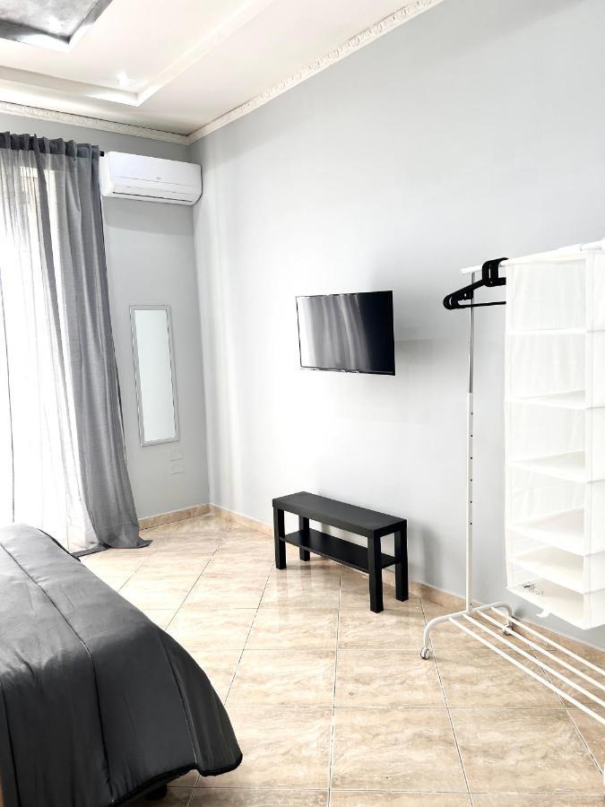 Casa Vacanze The Fortress Apartment Napoli Exterior foto
