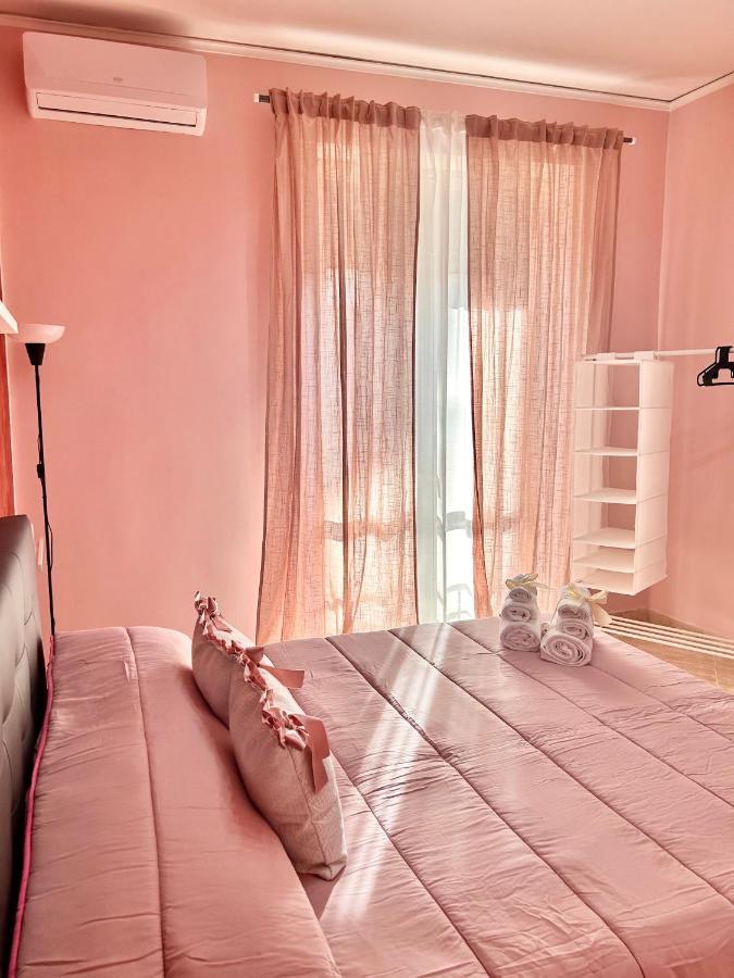 Casa Vacanze The Fortress Apartment Napoli Exterior foto